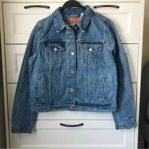 NWT Levis Womens Original Trucker Jacket